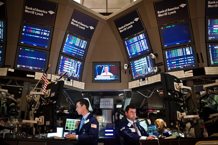 new-york-stock-exchange-beautiful-pictures-trader-nyse